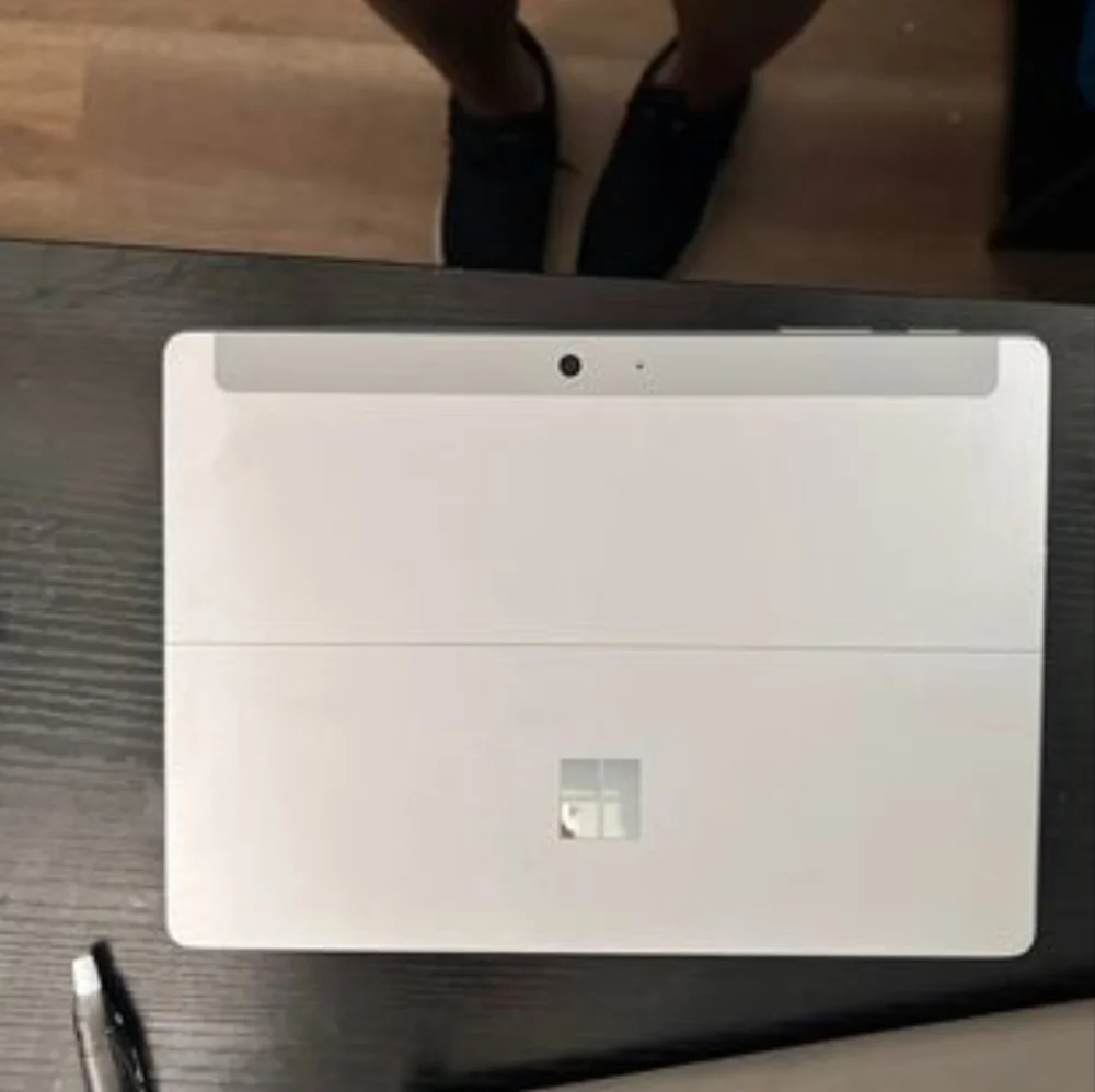Surface Go Tablet w/keyboard